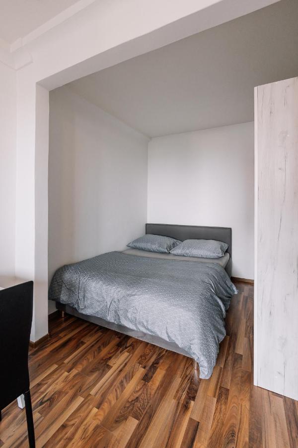 Cozy Apartment In Ruzinov Bratislava Exterior foto