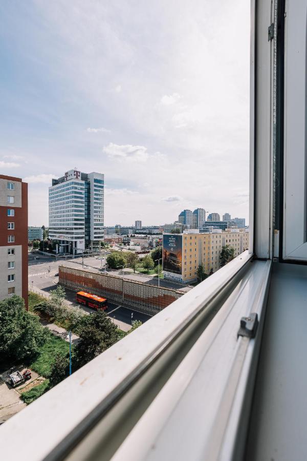 Cozy Apartment In Ruzinov Bratislava Exterior foto